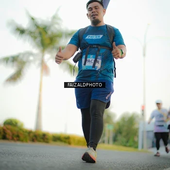 Runner Photo 7868223