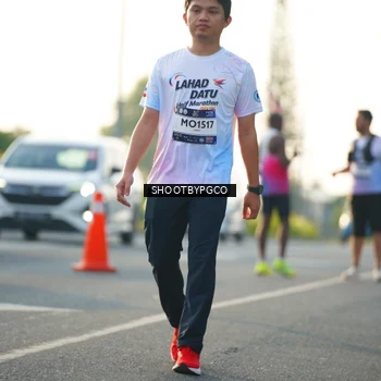 Runner Photo 7868298