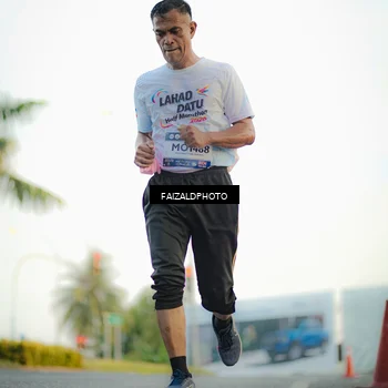 Runner Photo 7868376