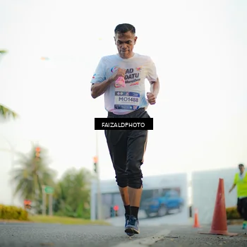 Runner Photo 7868393
