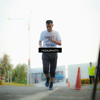 Runner Photo 7868406