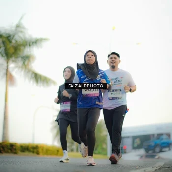 Runner Photo 7868453