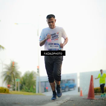 Runner Photo 7868483