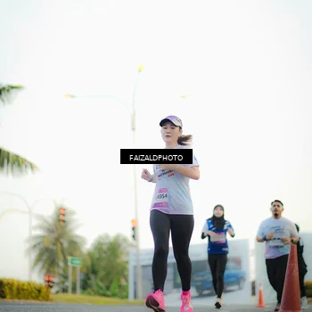 Runner Photo 7868534