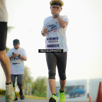 Runner Photo 7868617