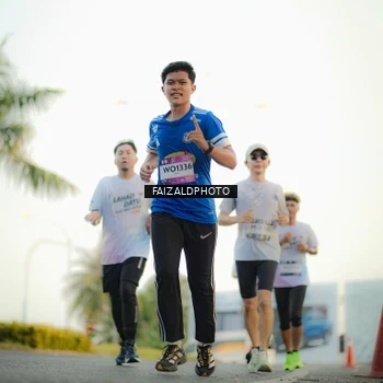 Runner Photo 7868653