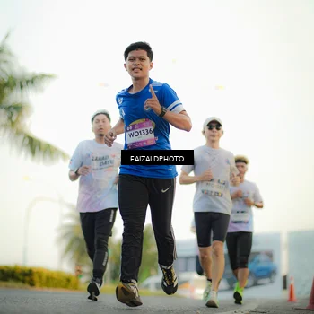 Runner Photo 7868665
