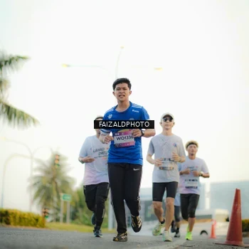 Runner Photo 7868679