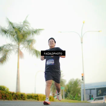 Runner Photo 7868776