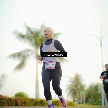 Runner Photo 7868781