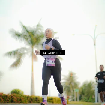 Runner Photo 7868782