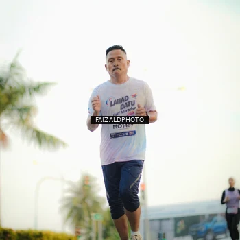 Runner Photo 7868829