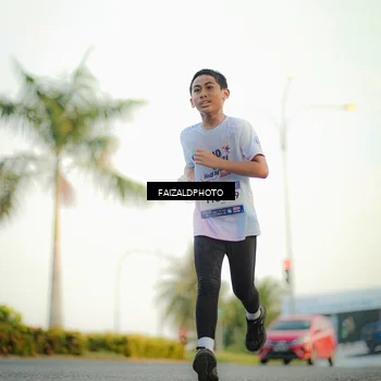Runner Photo 7868874