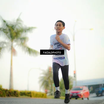 Runner Photo 7868881