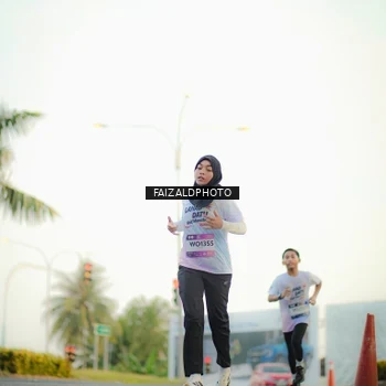 Runner Photo 7868934