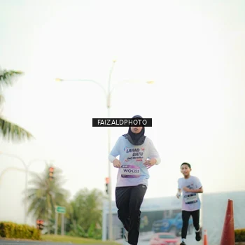 Runner Photo 7868937