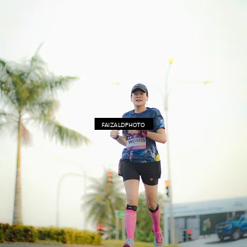 Runner Photo 7868957