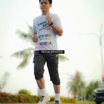 Runner Photo 7869075