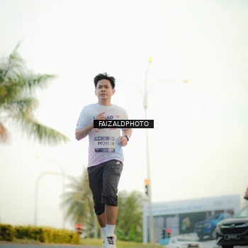 Runner Photo 7869101