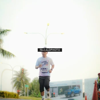 Runner Photo 7869117