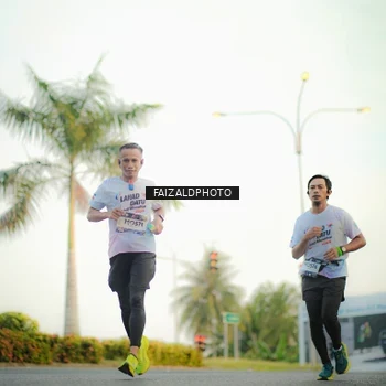 Runner Photo 7869162