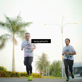 Runner Photo 7869166