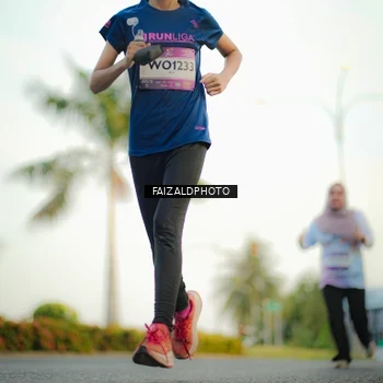 Runner Photo 7869355