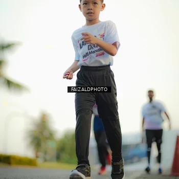 Runner Photo 7869373