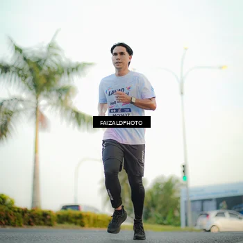 Runner Photo 7869418