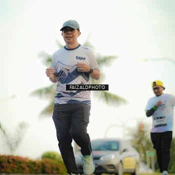 Runner Photo 7869536