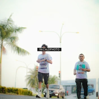 Runner Photo 7869691