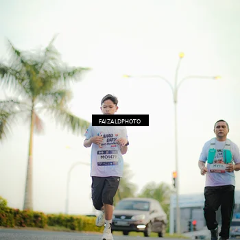 Runner Photo 7869693