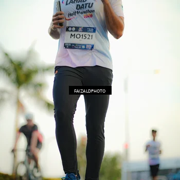 Runner Photo 7869699