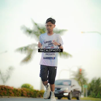 Runner Photo 7869735