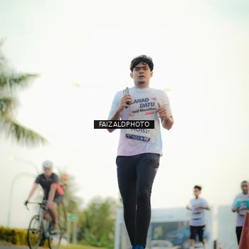 Runner Photo 7869736