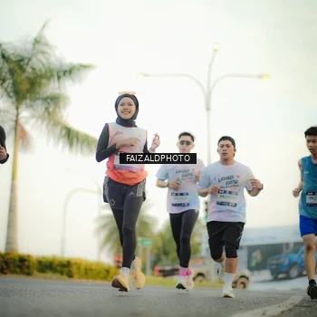 Runner Photo 7869900