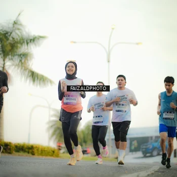 Runner Photo 7869902