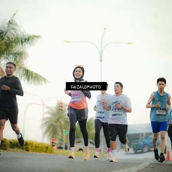 Runner Photo 7869909