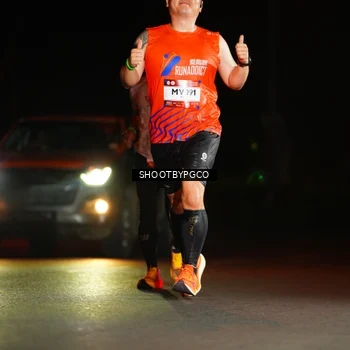 Runner Photo 7870111