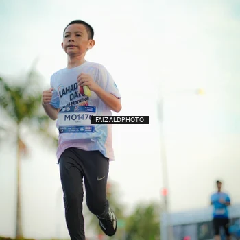 Runner Photo 7870117