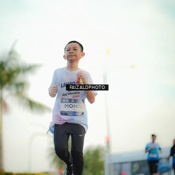 Runner Photo 7870124