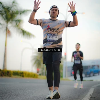 Runner Photo 7870292