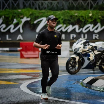 Runner Photo 7870494
