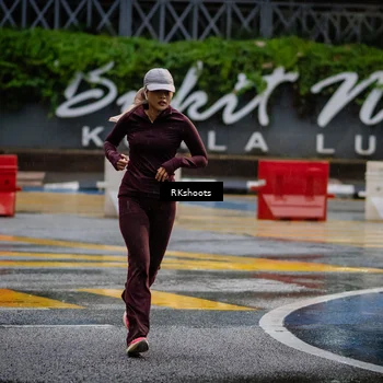 Runner Photo 7870536