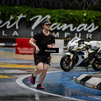 Runner Photo 7870543