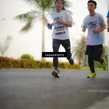 Runner Photo 7870567