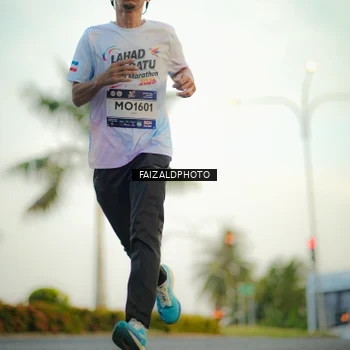 Runner Photo 7870571