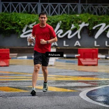 Runner Photo 7870574