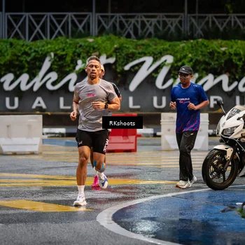 Runner Photo 7870635
