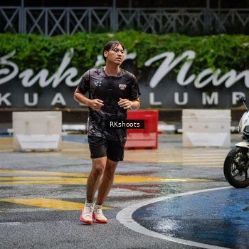 Runner Photo 7870666